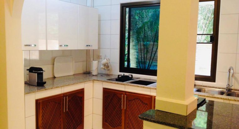 House With 2 Bedrooms And Shared Pool In A Resort-Style Setting