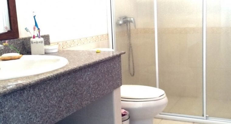 Spacious House with 3 Bedrooms for Long-Term Rental