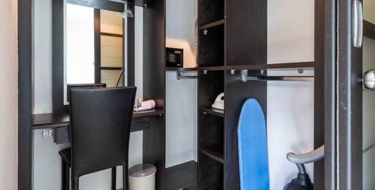 2BDR Apt. with Private Pool at Kamala